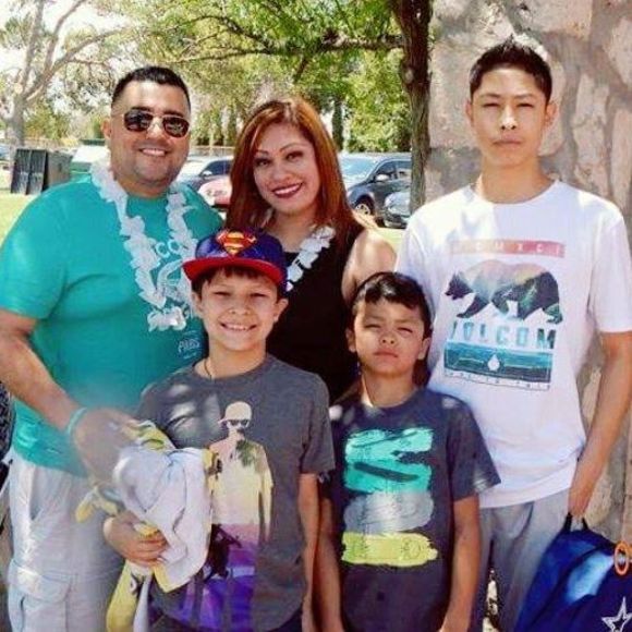 Meet your Posher, Eddie n julie - Picture 1 of 1